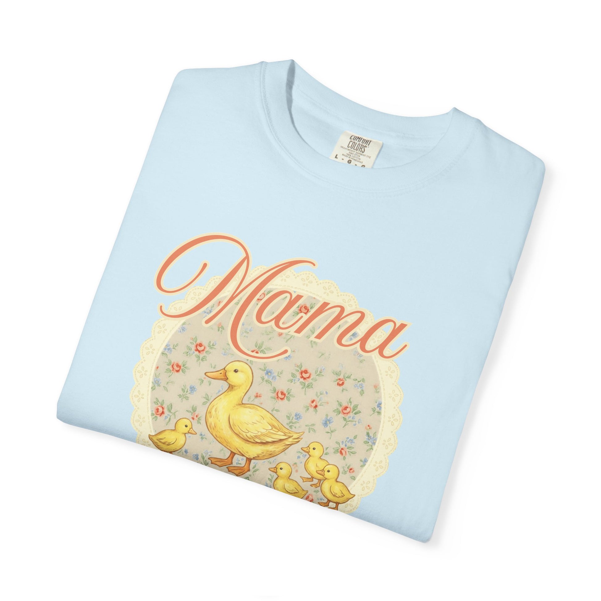 Mama Duck Floral T-Shirt – Cute Mother’s Day Tee with Ducklings